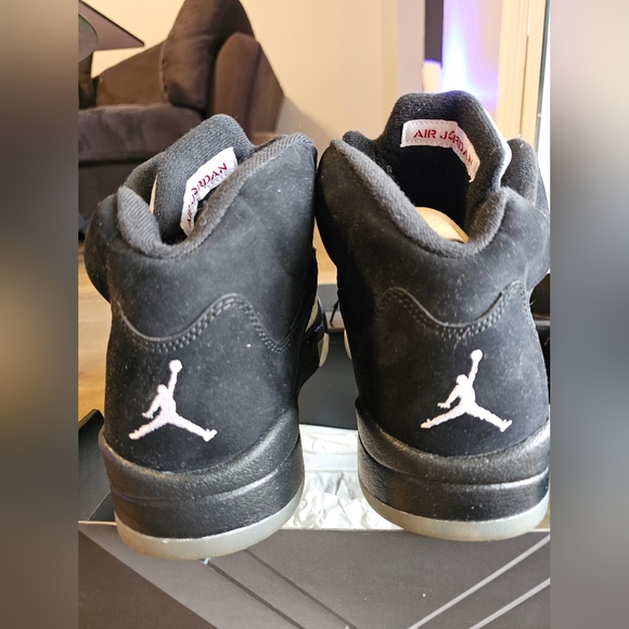 Size 10 Jordan 5 OG Mid Metallic Silver main image 14